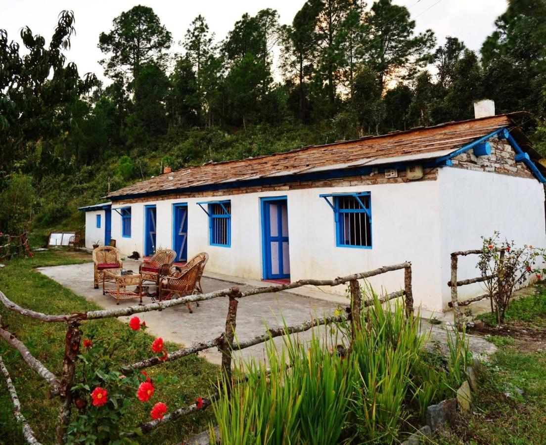Villa Thikalna Himalayan Retreat à Almora Extérieur photo