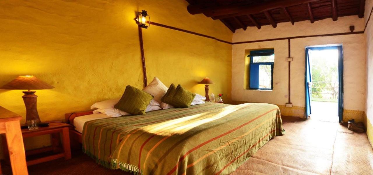 Villa Thikalna Himalayan Retreat à Almora Extérieur photo