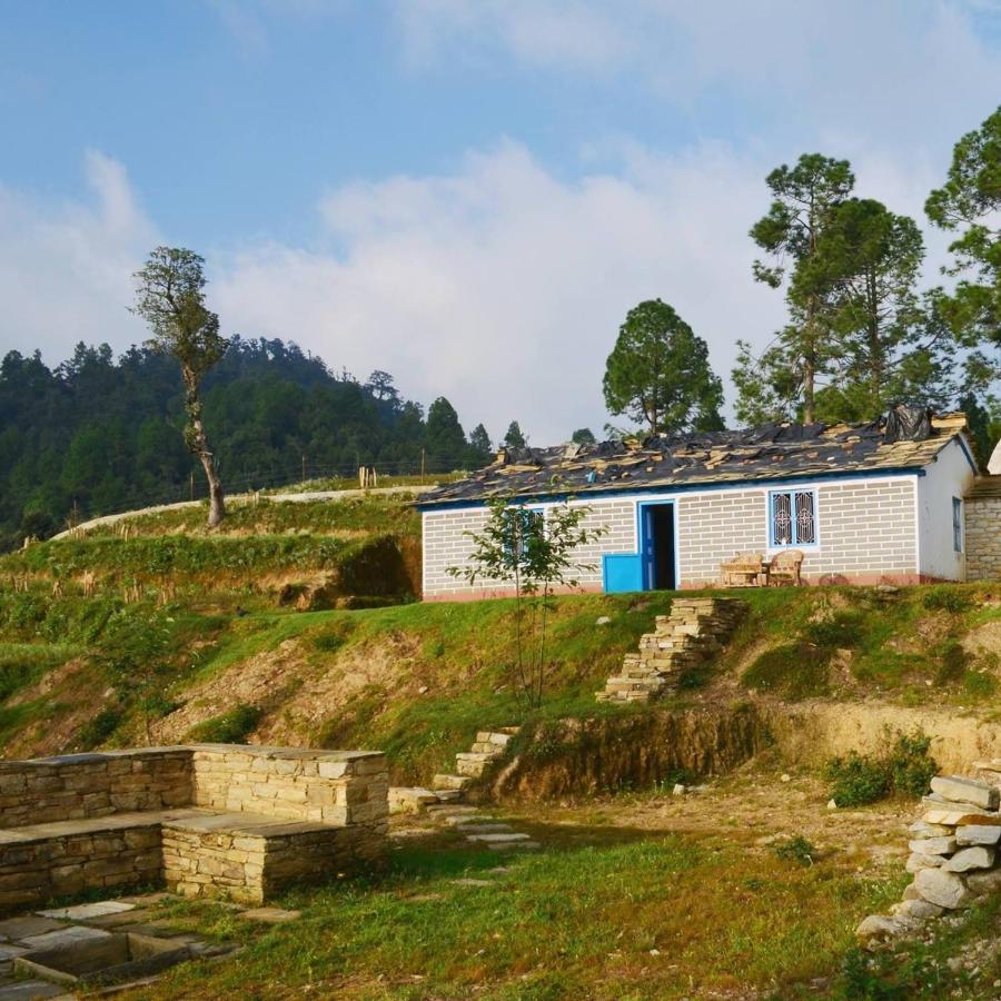 Villa Thikalna Himalayan Retreat à Almora Extérieur photo