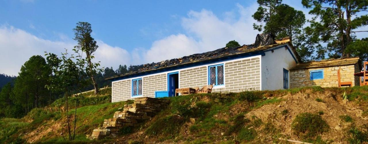Villa Thikalna Himalayan Retreat à Almora Extérieur photo