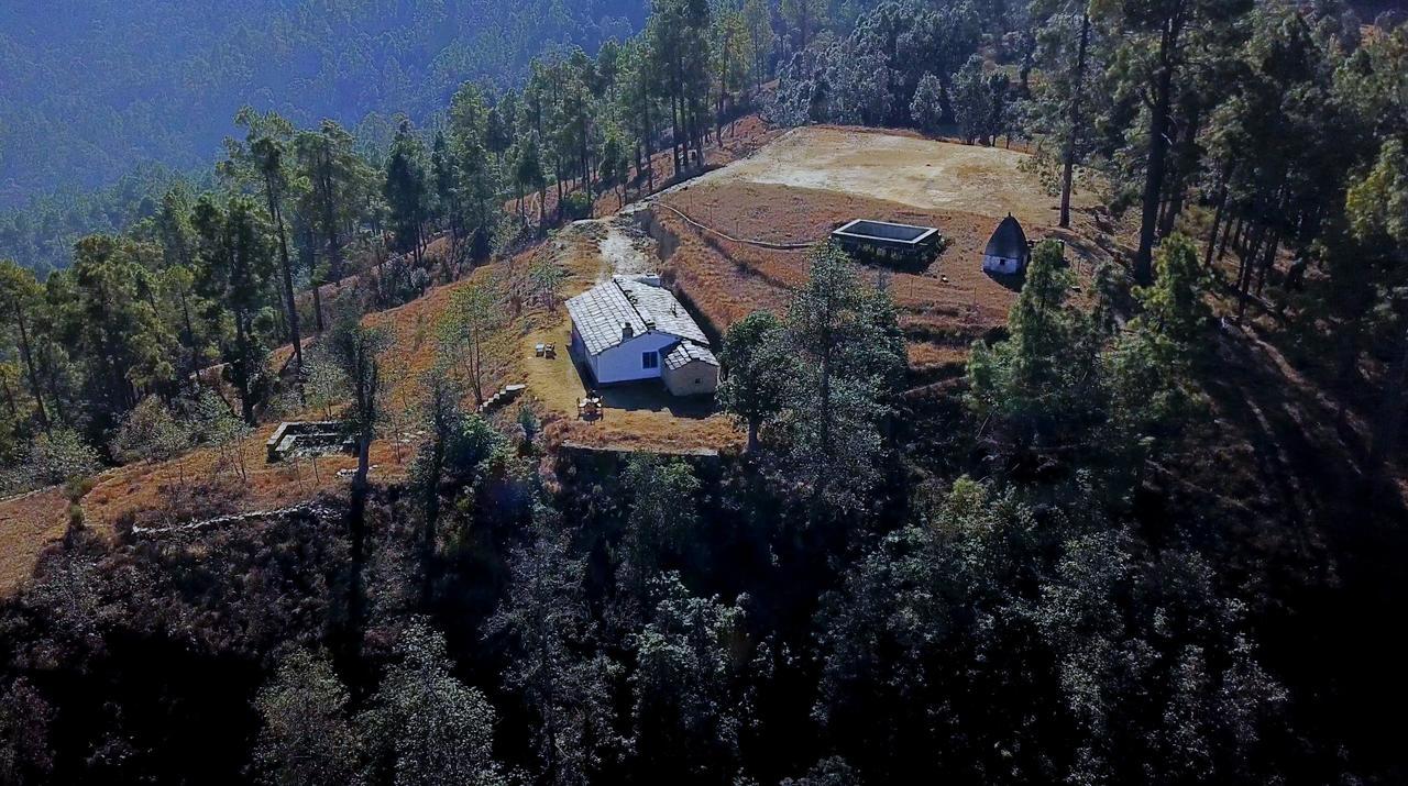 Villa Thikalna Himalayan Retreat à Almora Extérieur photo